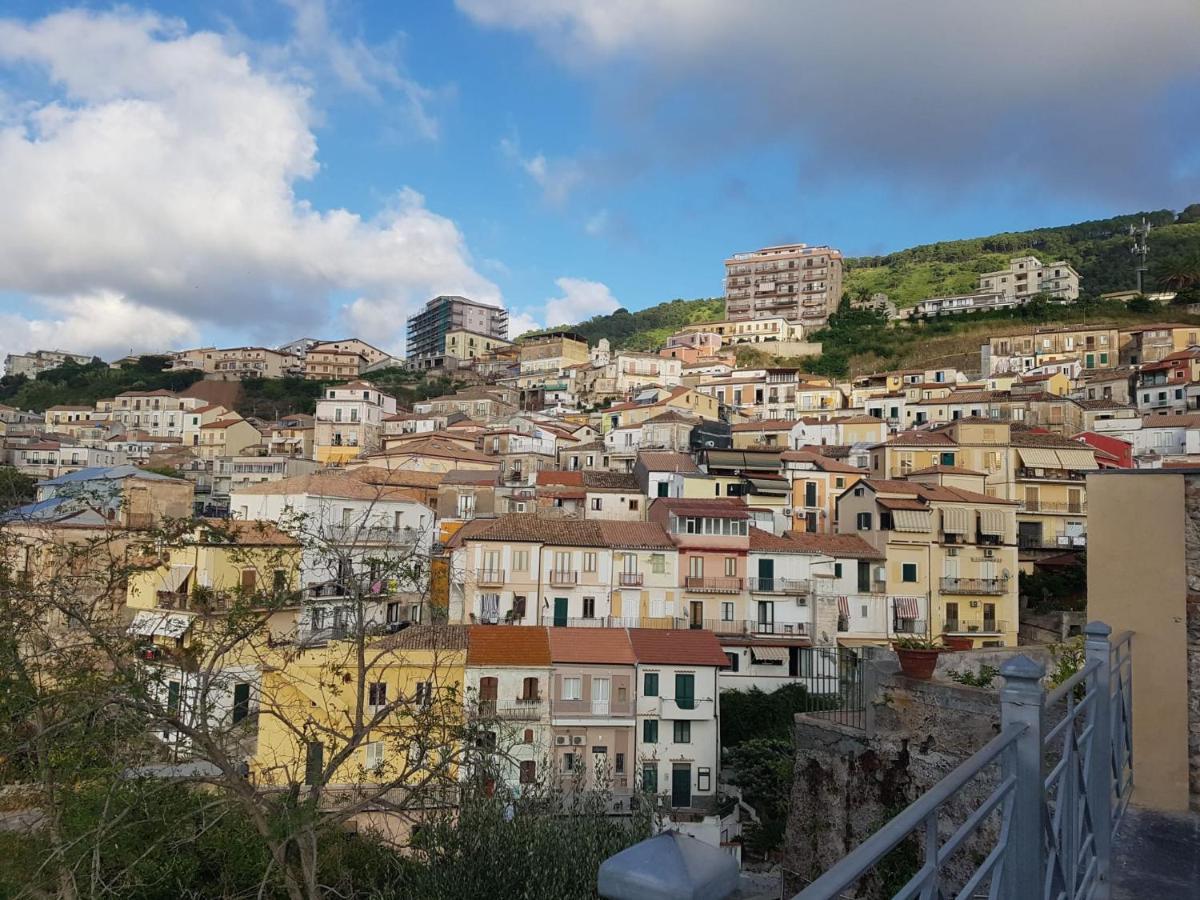 B&B Il Vicolo Di Pizzo 外观 照片